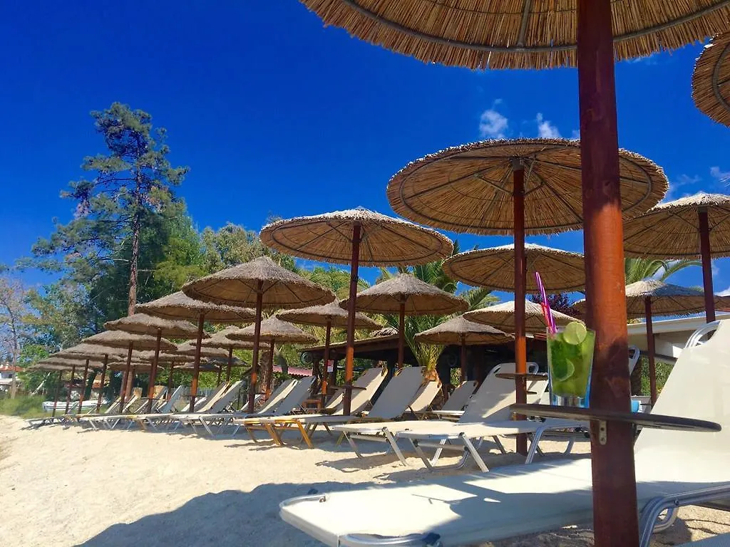 Vergos Hotel Вурвуру Апарт-отель